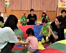 子育て支援センター写真.jpg